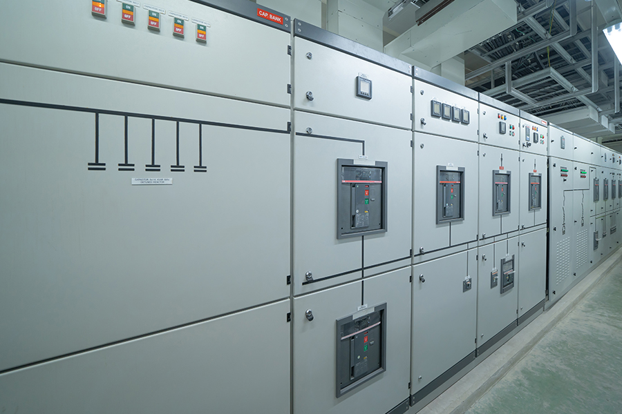 A magas és alacsony feszültségű kapcsolószekrények piaca 2025-re meghaladja majd a 150 milliárd jüant, az intelligens technológia és az új energia által vezérelve.